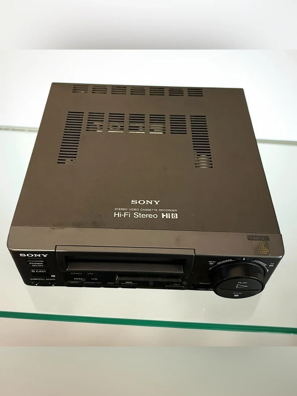 Sony EV-C100 Analog Hi8 Video8 8mm Player Recorder HiFi Stereo VCR Deck BOX